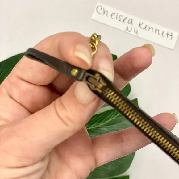 Louis Vuitton RARE Pochette Cles Key Pouch Vintage 1st Edition Monogram Keychain - Picture 5 of 9